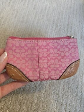 Vintage Y2K Coach Pink Signature Coin Purse Keychain Wallet | Early 2000s